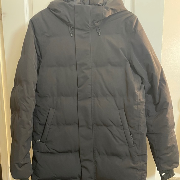 Aritzia Jackets & Blazers - TNA powder dri parka